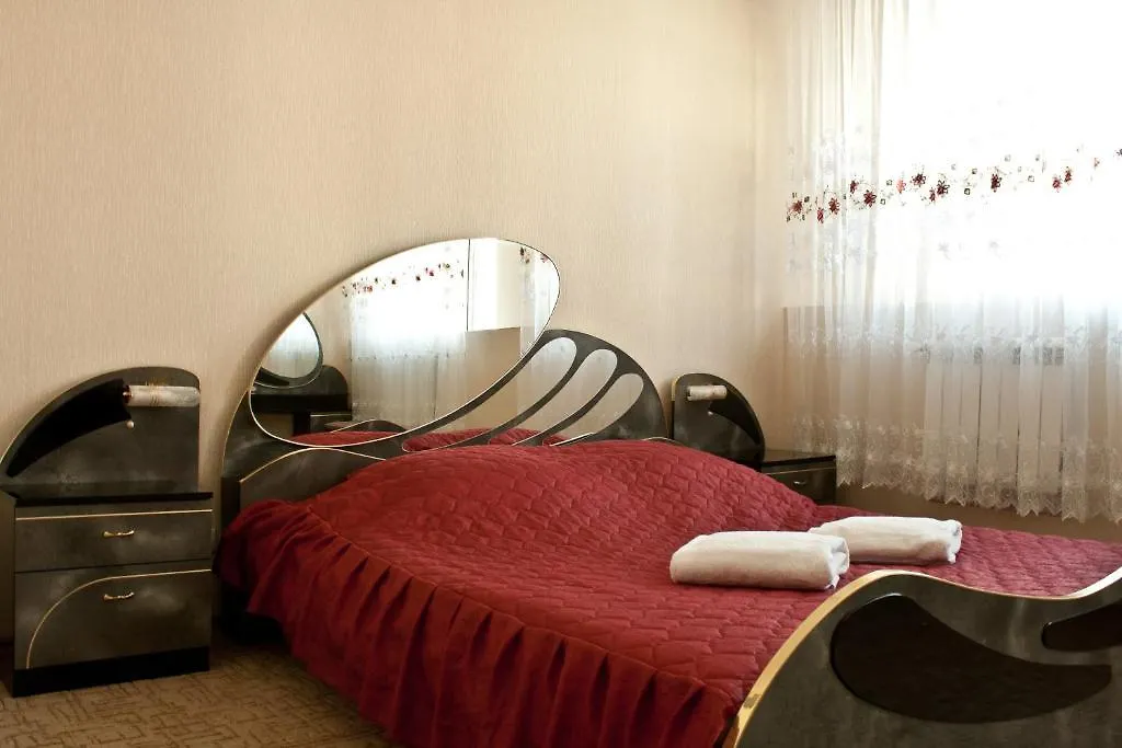 Delta Hotel Kiev 2*, Kyiv